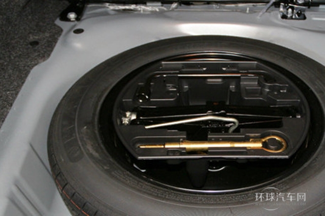 2014款 1.6L 自動(dòng)豪華型