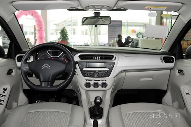 2014款 1.6L 手動(dòng)舒適型