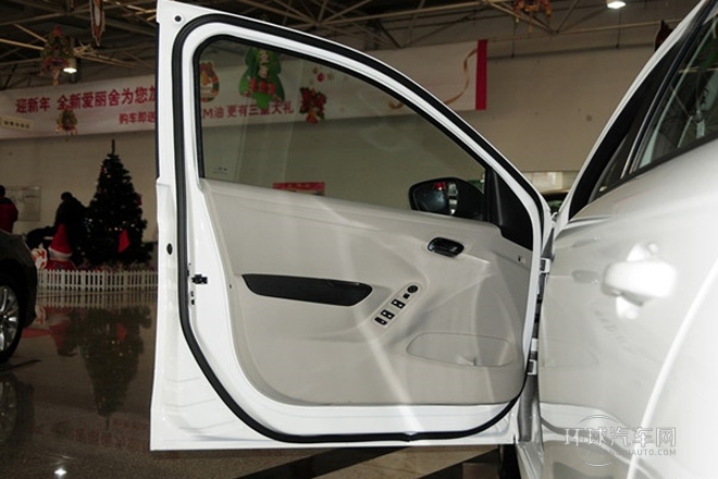 2014款 1.6L 自動(dòng)時(shí)尚型