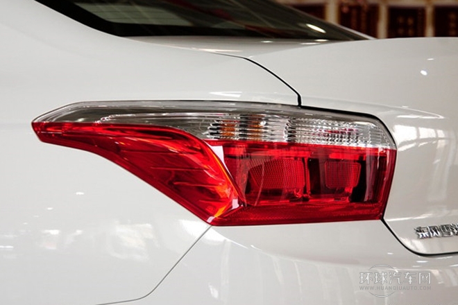 2014款 1.6L 自動時(shí)尚型