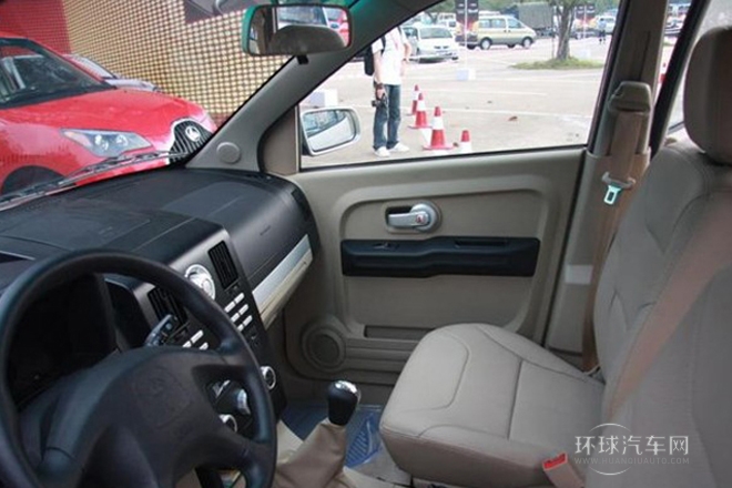2014款 1.5T 自動兩驅(qū)舒適型