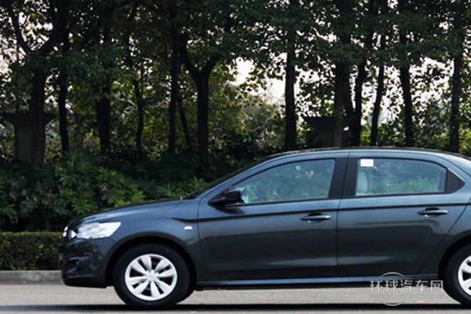 2014款 1.6L 手動時(shí)尚型