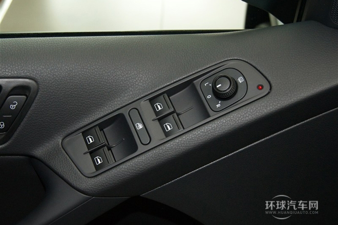 2015款 1.4TSI 手動兩驅(qū)藍驅(qū)版