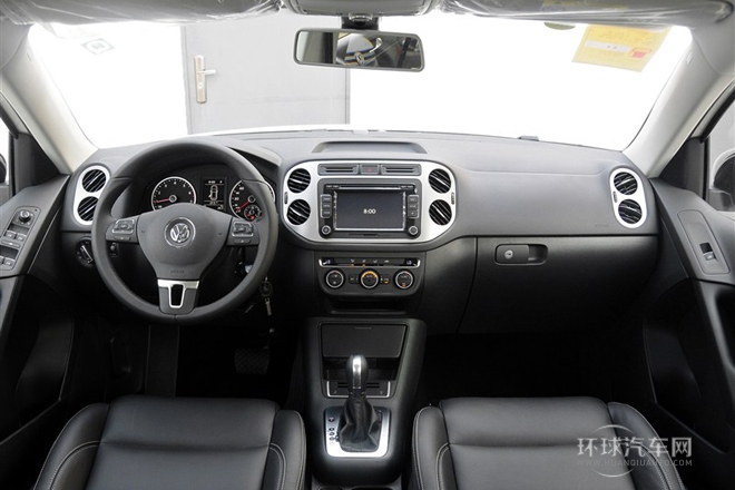 2015款 1.8TSI 自動(dòng)兩驅(qū)30周年紀(jì)念版