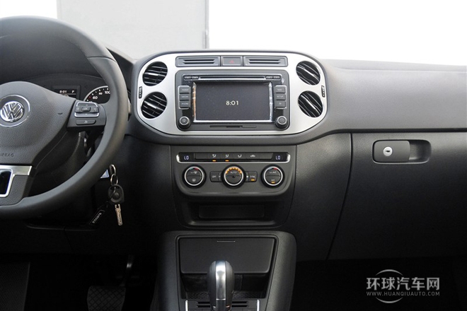 2015款 1.8TSI 自動(dòng)兩驅(qū)30周年紀(jì)念版