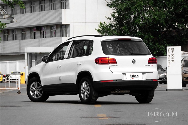 2015款 1.8TSI 自動兩驅(qū)風(fēng)尚版