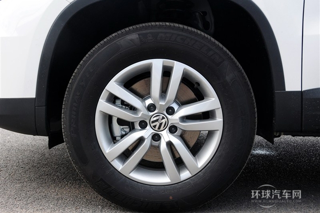 2015款 1.8TSI 自動(dòng)兩驅(qū)風(fēng)尚版