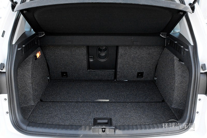2015款 1.8TSI 自動(dòng)四驅(qū)豪華型