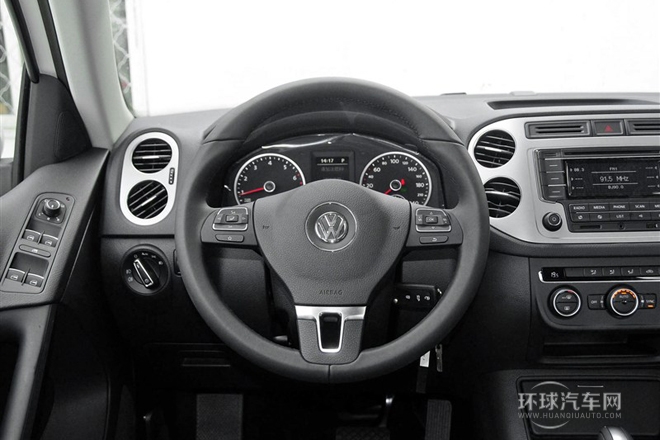 2015款 1.8TSI 自動(dòng)四驅(qū)舒適版