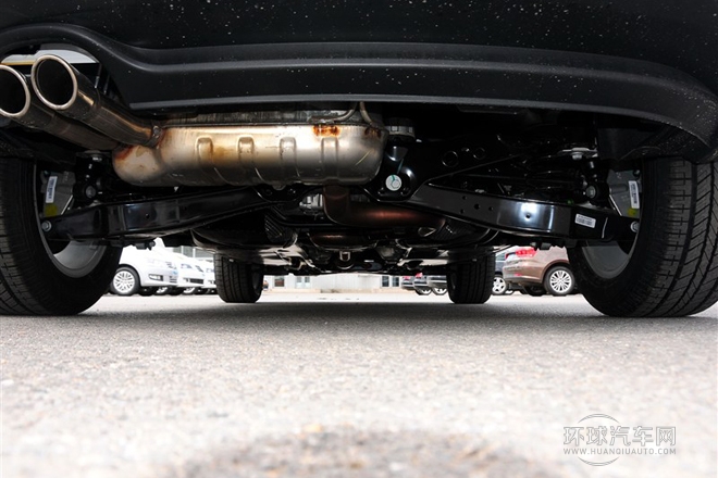 2015款 1.8TSI 自動(dòng)四驅(qū)舒適版