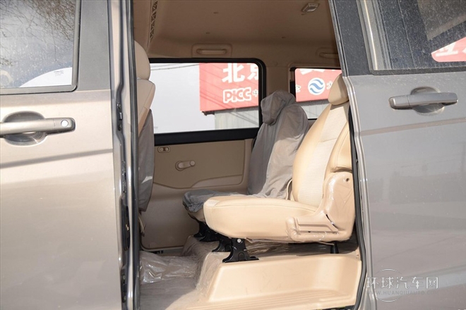 2012款 1.5L標(biāo)準(zhǔn)型