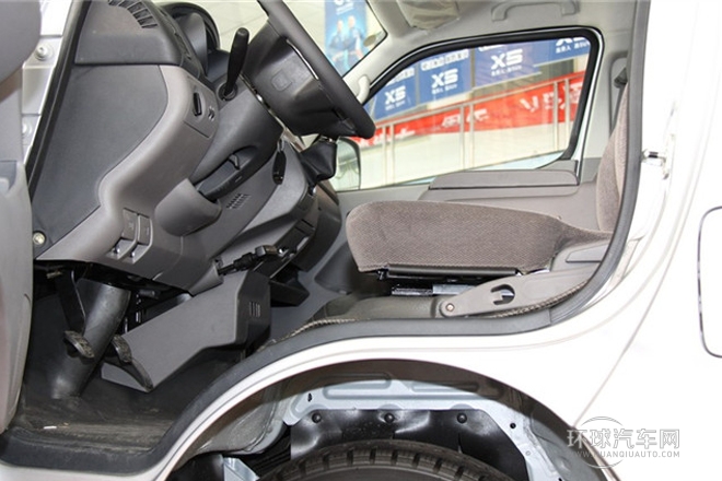 2011款 2.0T商務(wù)豪華型