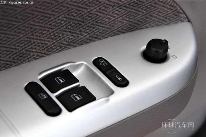 2010款 2.0T豪華型