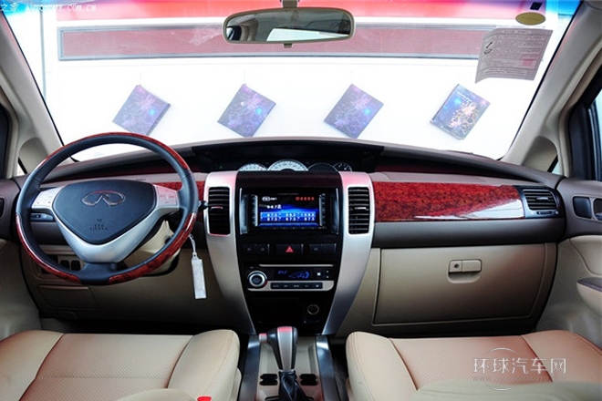 2012款 1.8L 手動舒適型
