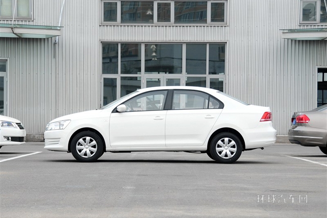 2015款 1.6L 自動風(fēng)尚版