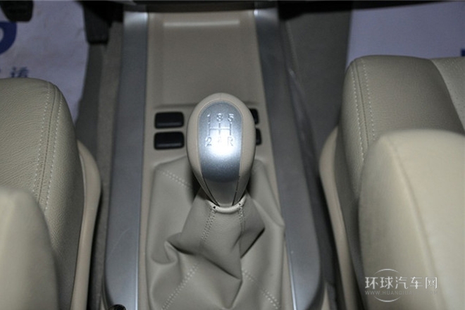 2012款 2.0L 手動(dòng)豪華型