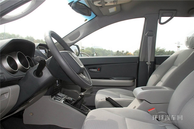 2011款 2.0T 兩驅(qū)舒適型