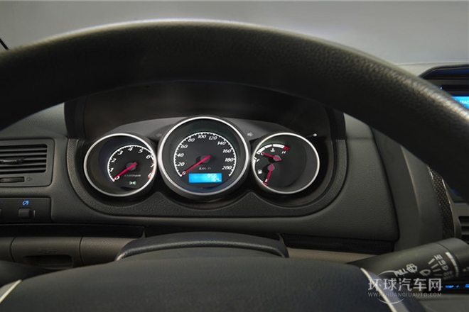 2011款 2.0T 四驅(qū)豪華型