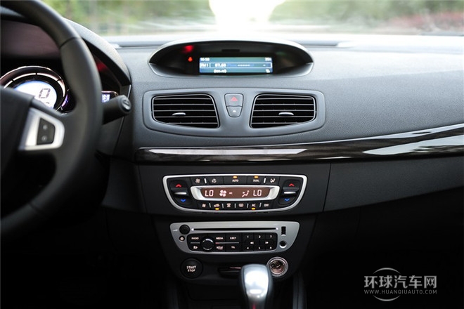 2013款 2.0L 時(shí)尚版