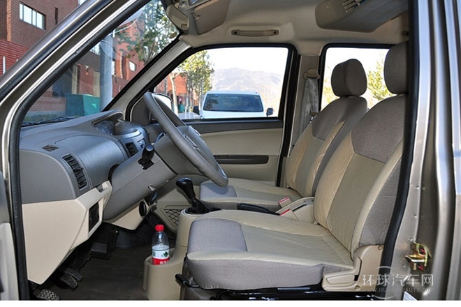 2014款1.3L手動(dòng)舒適型