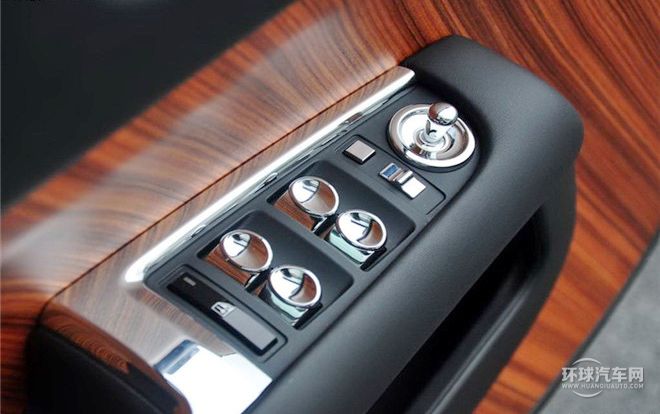 2013款 6.6T 標(biāo)準(zhǔn)型
