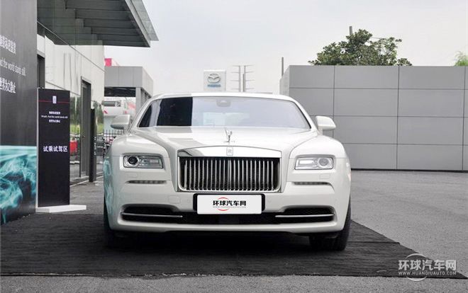 2013款 6.6T 標(biāo)準(zhǔn)型