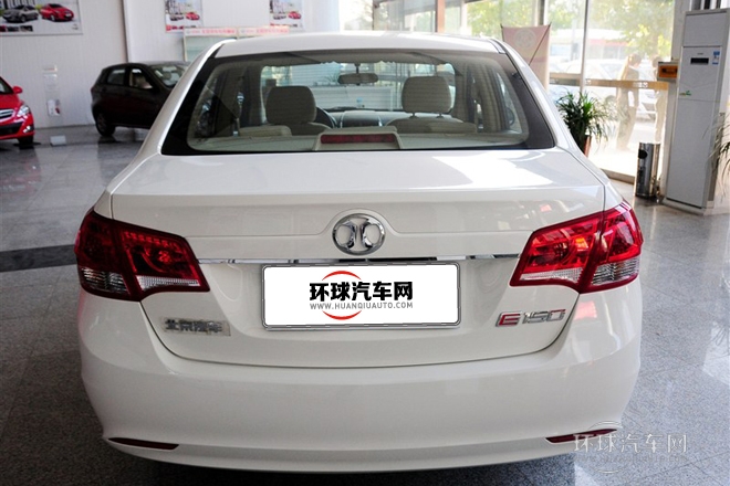 2013款 三廂 1.5L 自動(dòng)樂(lè)天版