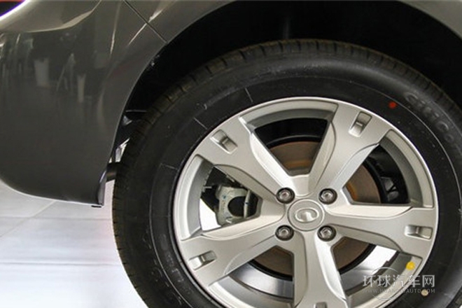 2013款 1.5L 手動(dòng)導(dǎo)航版