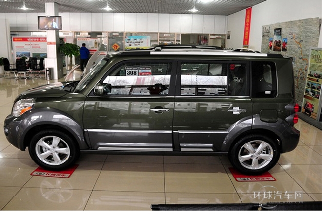 2013款 1.5L 手動(dòng)導(dǎo)航版