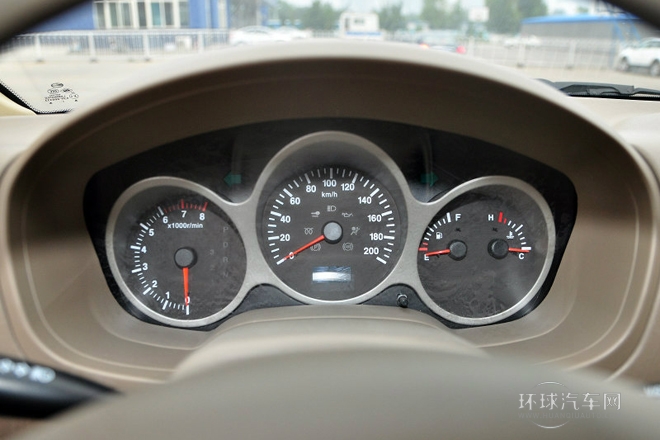 2011款 2.0L 兩驅(qū)超值版