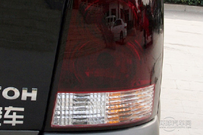 2010款 2.5T 兩驅(qū)DD6470H標(biāo)準(zhǔn)型