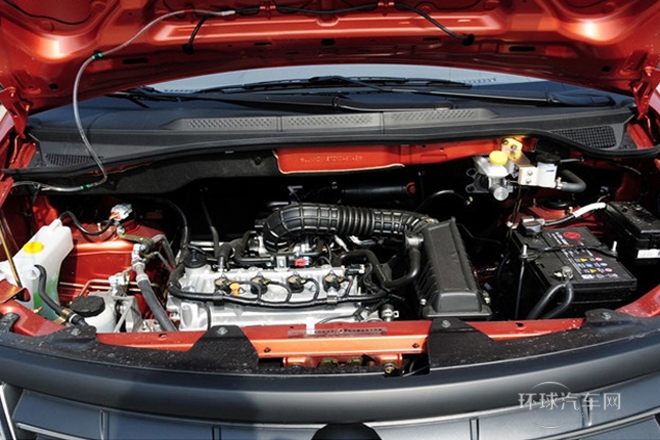 2014款 1.5L 手動標(biāo)準(zhǔn)型5座 國V