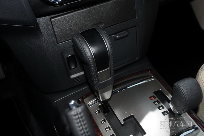 2015款 3.0L 精英版 國(guó)V