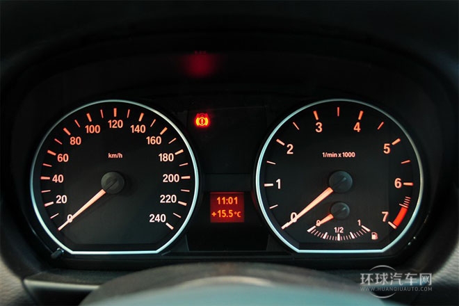 2011款 120i 雙門(mén)轎跑車(chē)