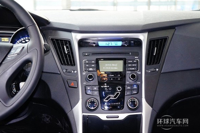 2014款 2.0L 自動(dòng)領(lǐng)先型