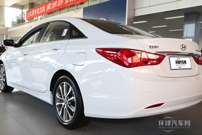 2014款 2.0L 自動領(lǐng)先型