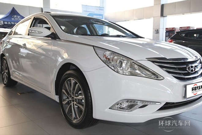 2014款 2.0L 自動領(lǐng)先型