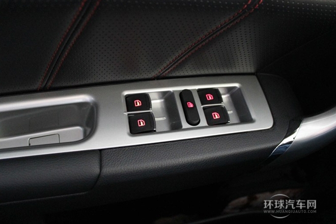 2013款升級(jí)版 1.5T  手動(dòng)兩驅(qū)精英型