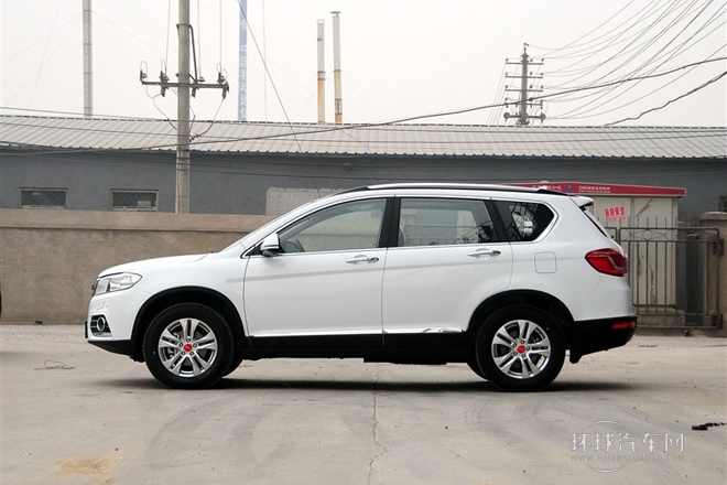 2013款 運(yùn)動(dòng)版 1.5T 手動(dòng)四驅(qū)尊貴型