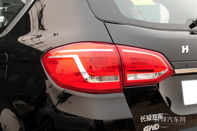 2013款 運(yùn)動版 1.5T 手動四驅(qū)精英型