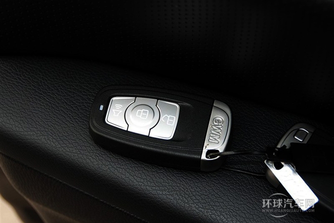 2013款 升級版 1.5T 手動四驅精英型