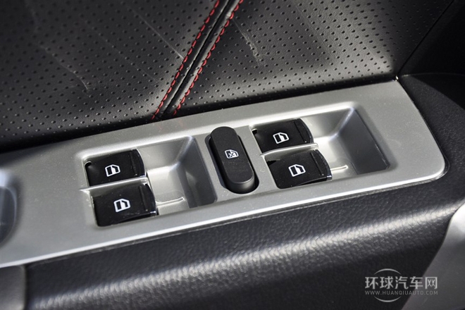 2013款 升級版 1.5T 手動四驅(qū)尊貴型