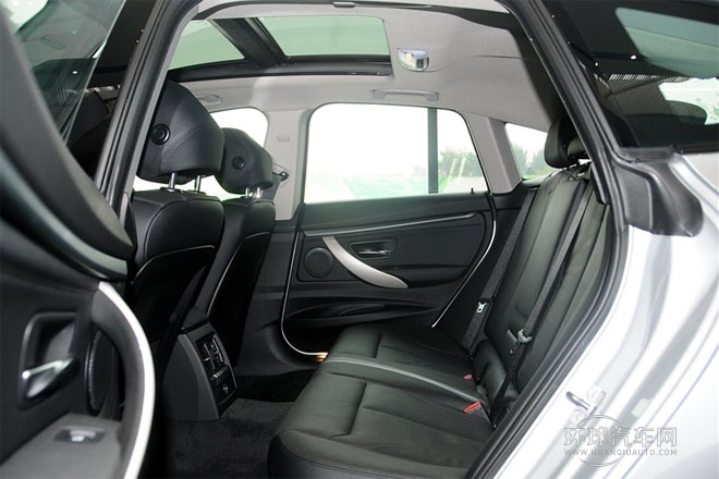 2013款 320i 領(lǐng)先型