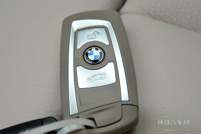 2013款 335i 風(fēng)尚設(shè)計套裝