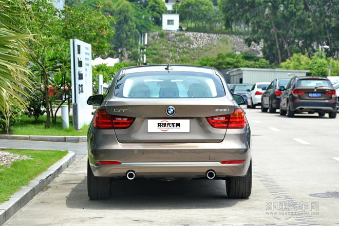 2013款 335i 風(fēng)尚設(shè)計套裝