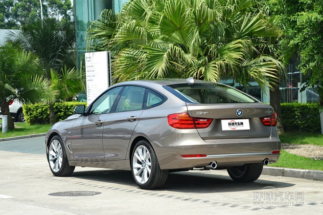 2013款 335i 風(fēng)尚設(shè)計(jì)套裝