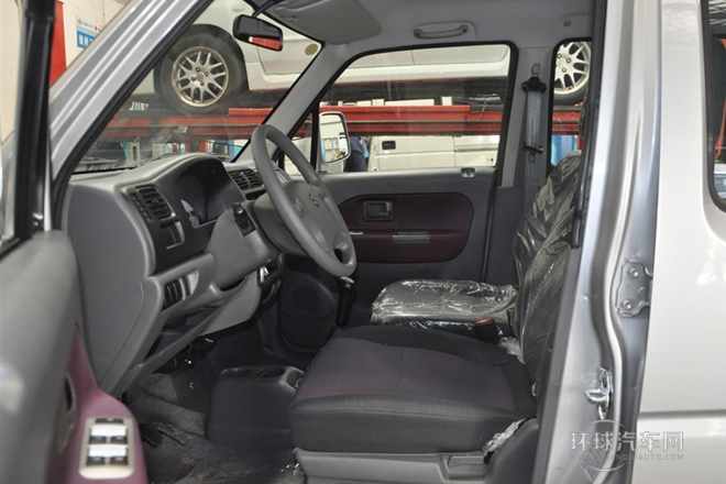 2013款 創(chuàng)業(yè)版 1.0L 舒適型