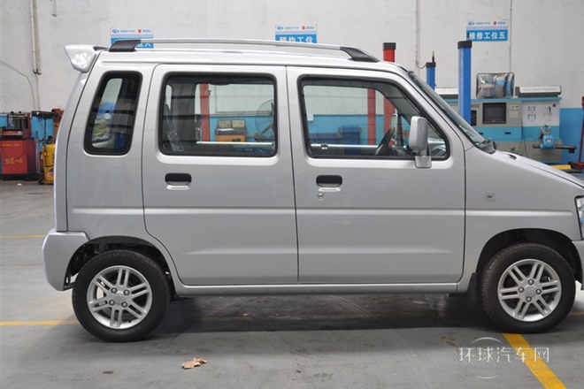 2013款 創(chuàng)業(yè)版 1.0L 舒適型