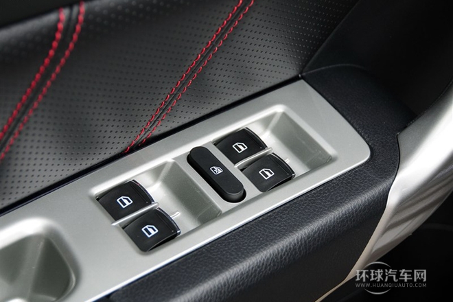 2013款 升級版 1.5T 手動兩驅尊貴型
