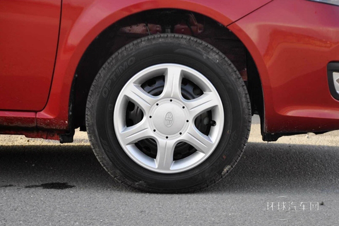 2013款 1.5L 手動(dòng)標(biāo)準(zhǔn)型 國(guó)IV